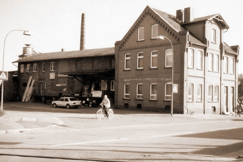 Am Bahnhof